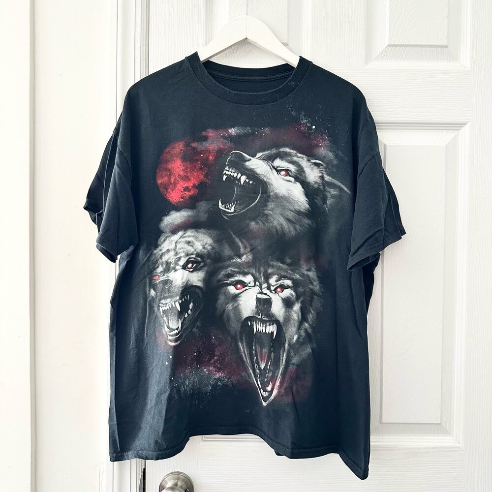 Vintage Black Tee Red Blood Moon Growling Wolf Wolves Teeth Red Eyes Large XL